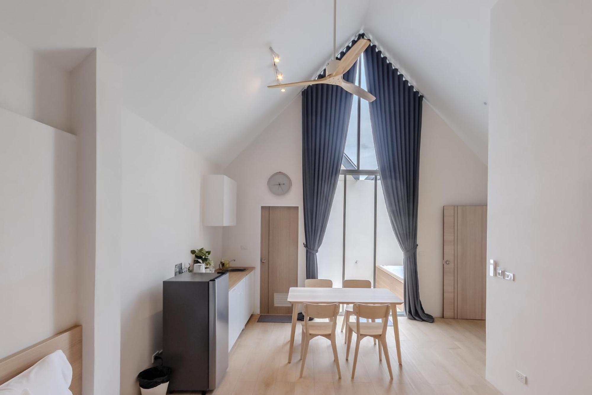 Nidhra นิทรา Apartment Ban Lat Krachaeng Екстериор снимка